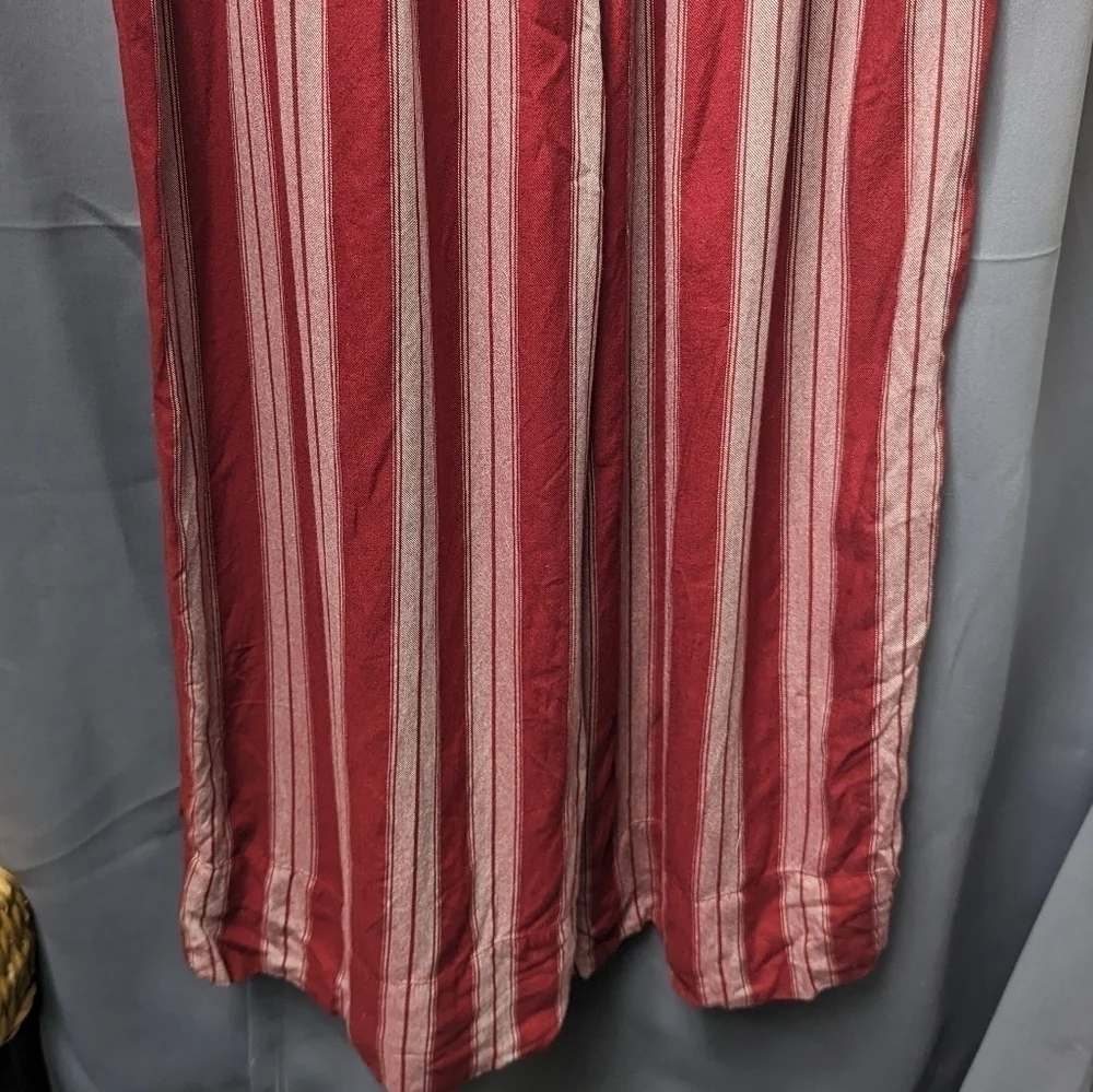 American Eagle Outfitters not please photos